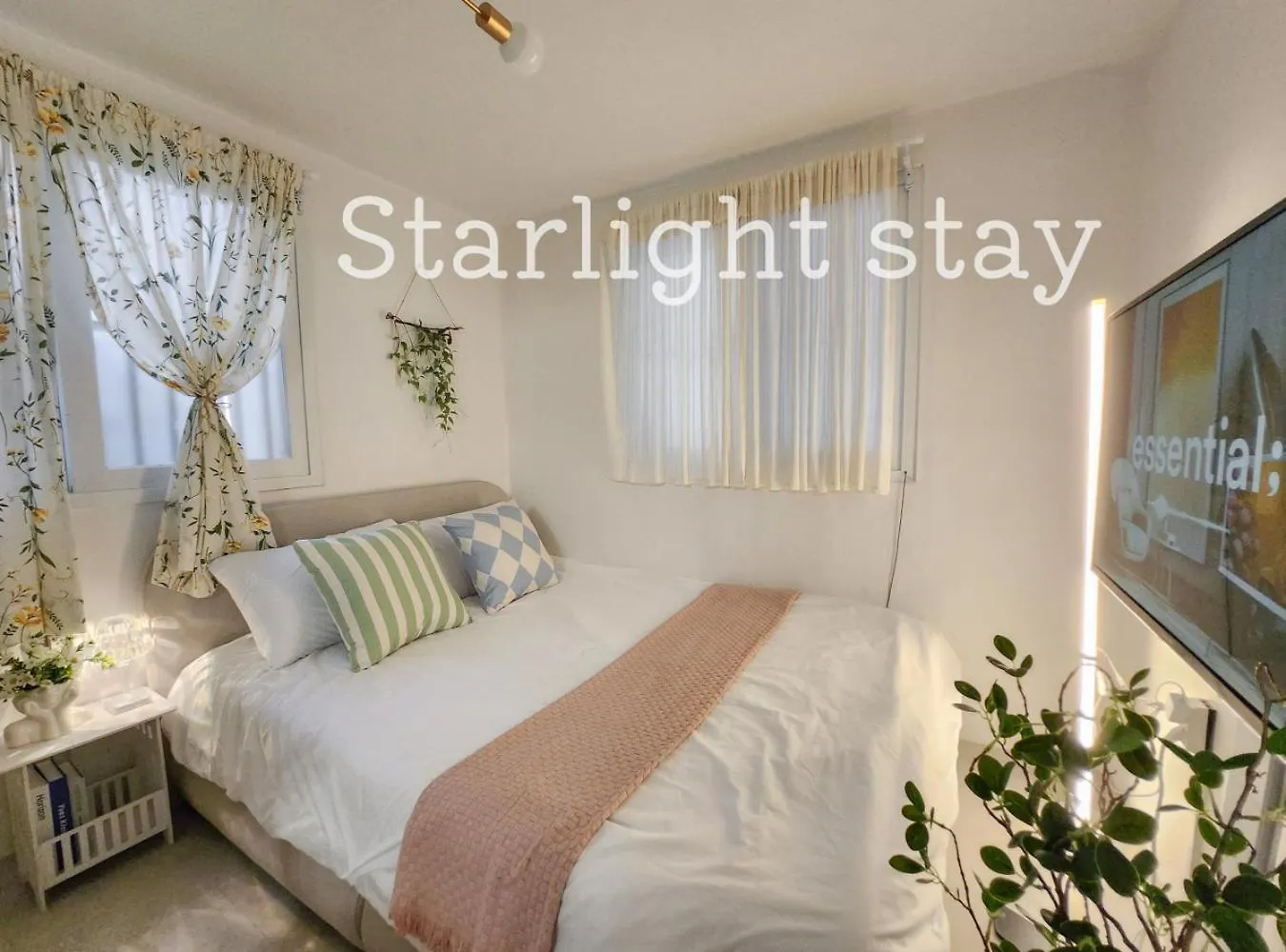 Starlight Stay #Hongdae Station 5Min Seoul