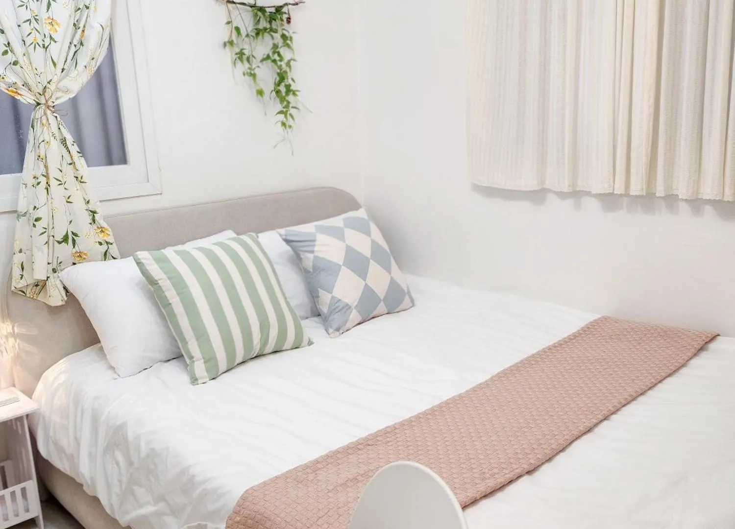 Starlight Stay #Hongdae Station 5Min Seoul