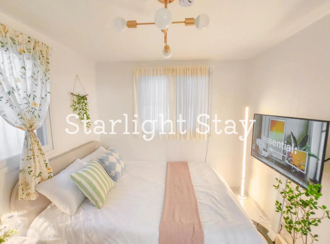 Starlight Stay #Hongdae Station 5Min location
